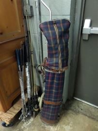 ANTIQUE GOLF CLUBS