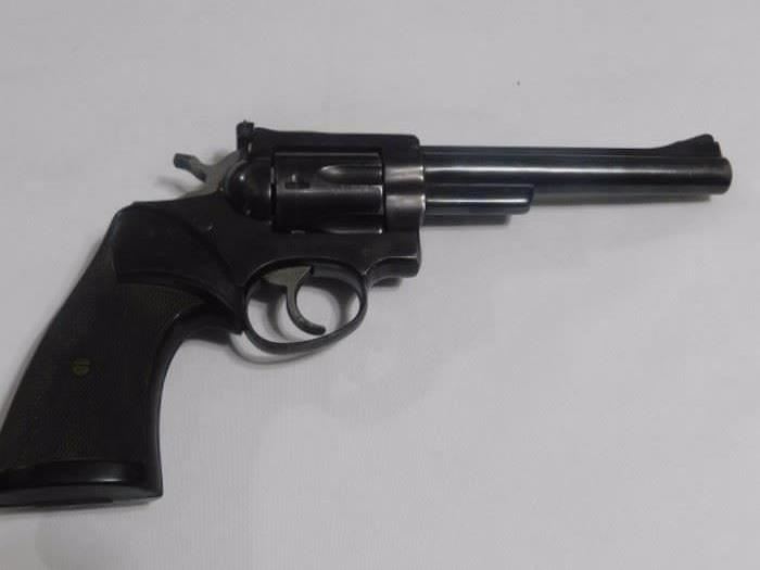 Ruger .357 Magnum revolver with PACHMAYR Grip 