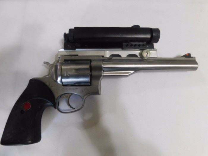 RUGER Redhawk revolver  44 mag Serial 0650 with Aimpoint electric mark III Model 1003 40434 Serial 50049893
