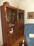 WALL UNIT