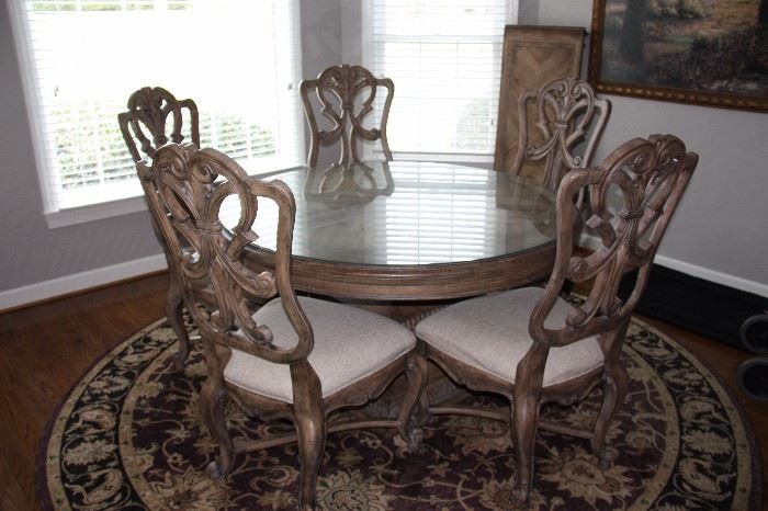 Hooker Furniture Dining Table with 5 Chairs