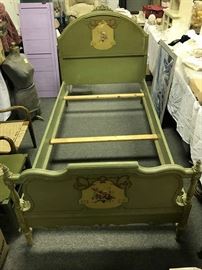 Vintage original finish Twin size bed made by The White Furniture Company in Mebane, NC and sold by Ed. J. Jennings exclusive Artistic Furniture in Tamaqua, PA. Matches Lot 2,3,4,5,6 