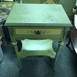 Vintage original finish Night stand table/ Side Table made by The White Furniture Company in Mebane, NC and sold by Ed. J. Jennings exclusive Artistic Furniture in Tamaqua, PA. Matches Lot 1,2,3,5,6 