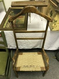 Amcrest vintage high back butler chair