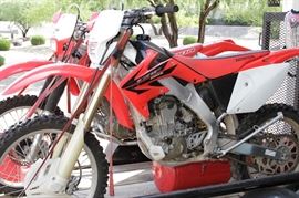 Honda 2006 CRF 250 Motorcycle