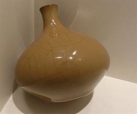 ANTIQUE CHINESE TEA GLAZE CRACKLE VASE