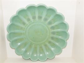 EARLY CHINESE LONGQUAN CHARGER