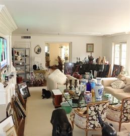Overview of room with items for sale