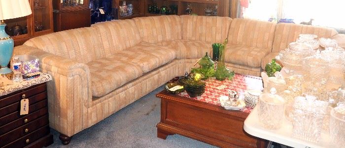 JC Penney Four Piece Sectional With Full Size Pull Out Bed Approx 108" x 100", Has Wood Feet
