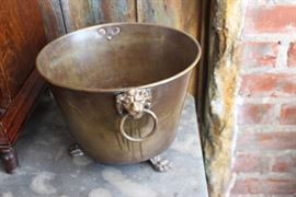 19th Century, Copper, Lion Feet and Head Handles