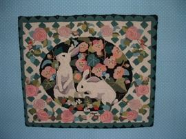 hooked rug/wall hanging