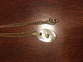 GOLD MOP Asian Necklace