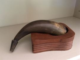 OLD Horn - early 1900's