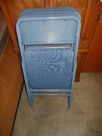 Set of 4 folding chairs