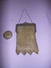 Antique mesh purse & vintage compact