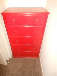 Vintage chest of drawers
