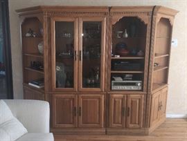 Wall unit