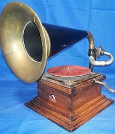 Victrola phonograph
