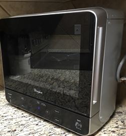 Whirlpool Stainless Look Countertop Microwave (Model WMC20005YD-0)