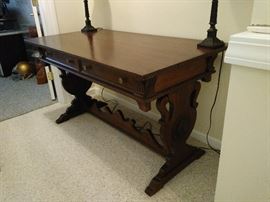 Antique Martha Washington Table