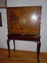 This is the front of the oriental cabinet