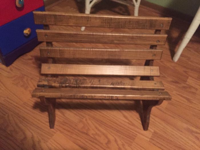 Doll bench $20 *BUY IT NOW*
