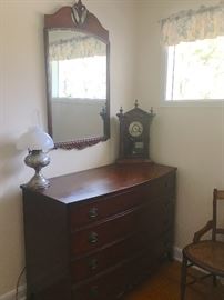 Nice vintage mahogany dresser