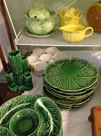 New Majolica in green