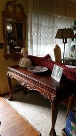 Forementioned matching sofa table