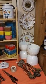 white enamel mixing bowls