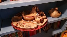 Cleminson snack set, shakers, serving bowl