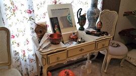 cute vanity 