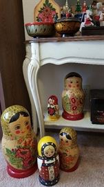 nesting dolls closeup - large size!