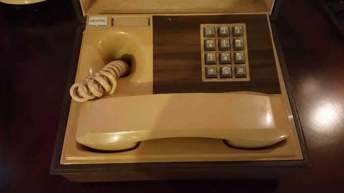 very vintage desk phone