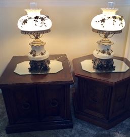 Pr Vintage Gone with the Wind Lamps