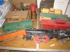 Old standard guage train set. 6 cars, track and accessories.