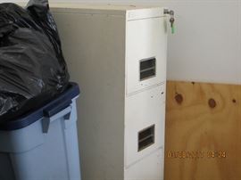 Three drawer locking file cabinet