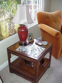 Square table, campaign style; accessories incl. porcelain lamp, glass chess set, coasters, frames, and more