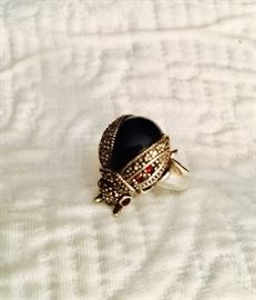 Sterling marcasite/onyx ring
