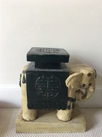 Elephant patio table/seat