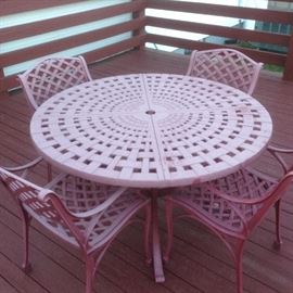 Outdoor Table & Chairs - Red.  Like New!