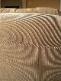 Large oversized chaise lounge chairperfect for sitting room or bedroom.  Curl up with a good book or romantic movie.