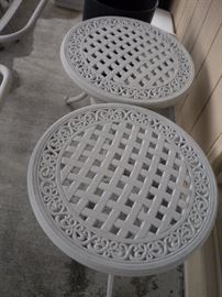 Outdoor end tables