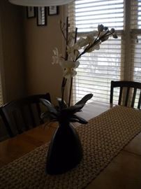 Sharp kitchen table and 6 chairs. Solid wood two tone with one leaf.