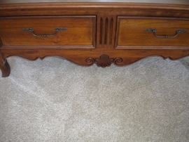 Living room sofa/couch & matching chair, Ethan Allen 4 drawer coffee table, nesting table and round solid wood beautiful end table. Large area rug...clean!