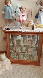 China Cabinet, Precious Moments, Shirley Temple Dolls