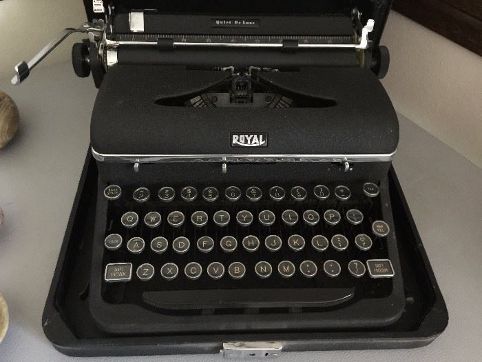 1930's Royal typewriter