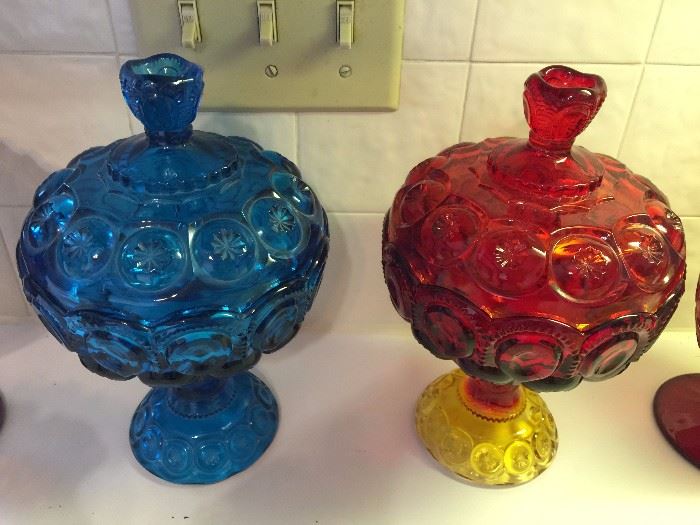 Large selection on Fenton colored glass