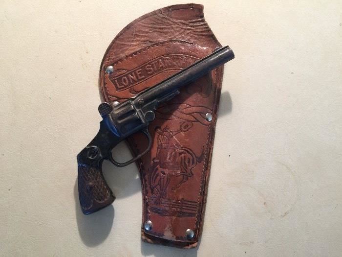 Rare 1930's Lone Star Ranger leather holster and toy gun
