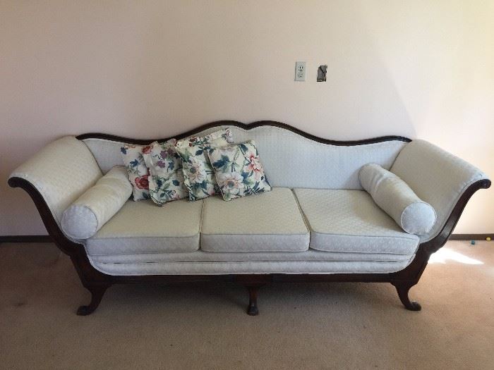 Vintage sofa in excellent condition
